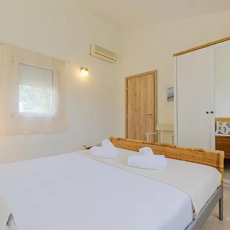 Primrose Maisonette With Private Green Garden 度假居 *
