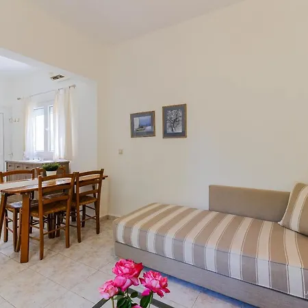 Primrose Maisonette With Private Green Garden 度假居 尼尔斯吉尼