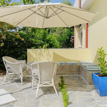 Primrose Maisonette With Private Green Garden 度假居